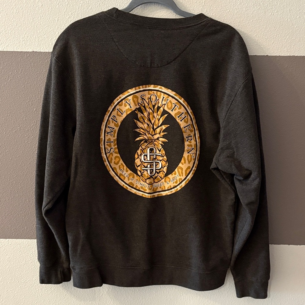 Simply Southern Charcoal Sweater with Gold Pineapple Leopard Emblem size Large